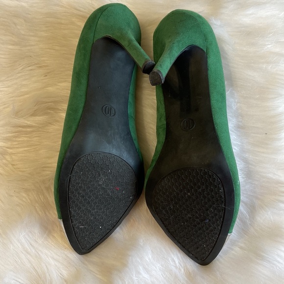 Target Green silver tip pointed toe heel - Picture 5 of 5